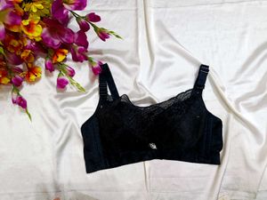 🇳🇿💫🎀Elegant Black Lace Bra