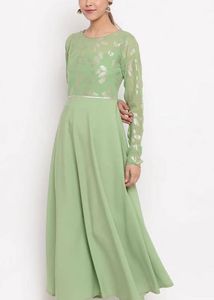 Elegant Pastel Green Kurta Set + Free Gift