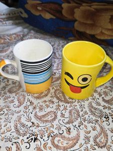 Fun Emoji & Striped Mugs Set