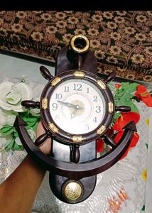 Wall Clock With Pendulum