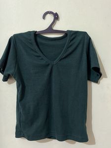 Ribbed V-Neck T-Shirt