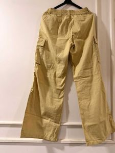 H&amp;M Beige Cotton Pants
