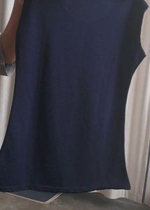 two tops set it's neu not used