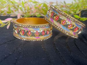 Beautiful pink multi color Bangle🩷