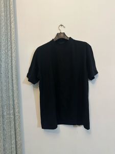 Classic Black Mock Neck T-Shirt 🇩🇪