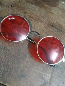 Red Color Circle Goggle