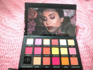 kindlife rose gold Stunning Eyeshadow Palette