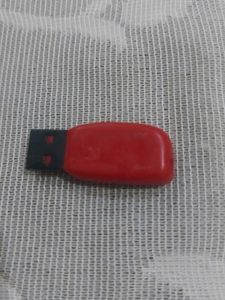 SanDisk Cruzer Blade 4 GB USB Flash Drive