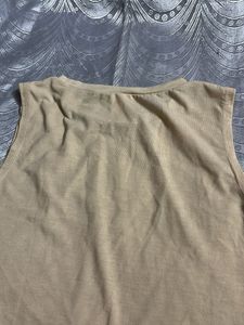 Graphic Print Sleeveless Top