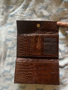 Wallet Brown Croc Embossed