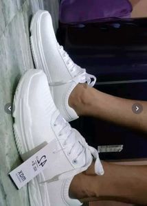 Max Men Textured Lace-Up Sneakers
