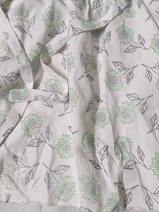 Cute Floral Print Dress... Clearance sale