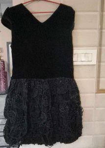 Very Fancy Mini Velvet  Net Short Drees