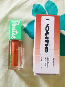 Poutie Glass Shine Lip Gloss😍