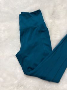 Danskin drifit workout Teal High-Waisted Leggings