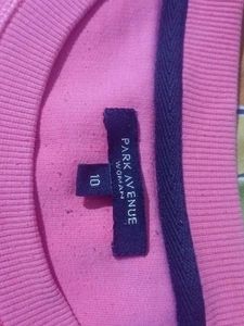 Pink "Belle Ame" Graphic Sweatshirt