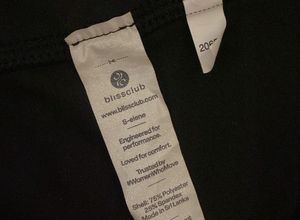 Black High-Waisted Leggings with Pockets