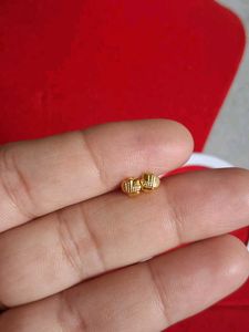 beautiful Gold Stud Earrings