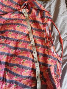 Patterned Blouse with Long Sleeves