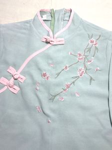 Charming Cherry Blossom Chinese top