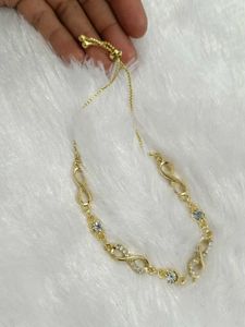 Sparkling Infinity Bracelet - Gold Tone