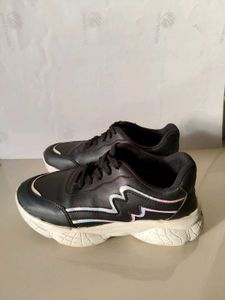 Stylish Black Sneakers 5size