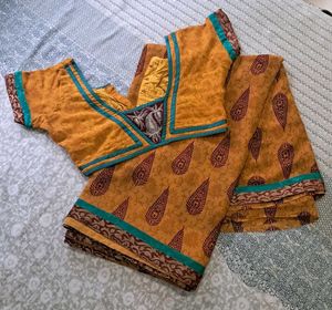 Printed saree with blouse