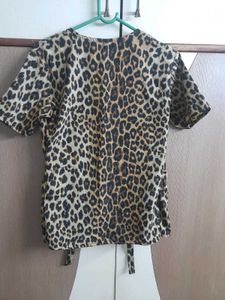 Animal Print Slim Fit Top😍😍