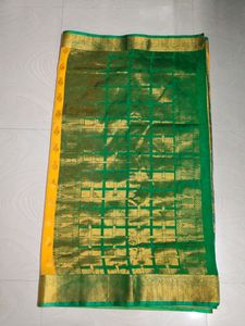 Mustard Yellow 🟡 Green Pattu Saree