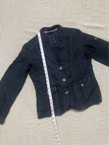 Stylish Denim Jacket - Versatile &amp; Chic