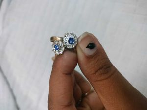 Sparkling Toe Rings with Blue Accents