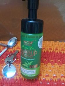 WOW Green Tea Makeup Remover