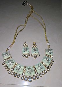 Exquisite Kundan Pastel Choker Necklace &amp; Earrings