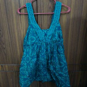 Chic Blue Floral Print Sleeveless Top
