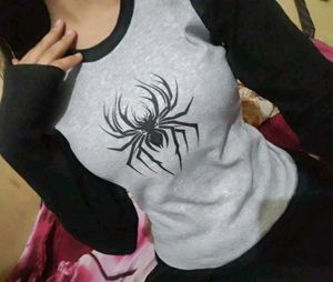 Spider Graphic Raglan Long Sleeve Top