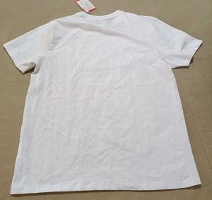 Beach Vibes Graphic Tee, M Size