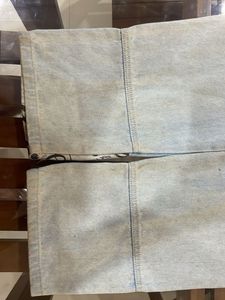 Stylish Light Wash Wide-Leg Jeans