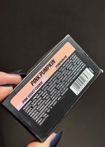 Huda Beauty easy bake duo:- pink pumpkin