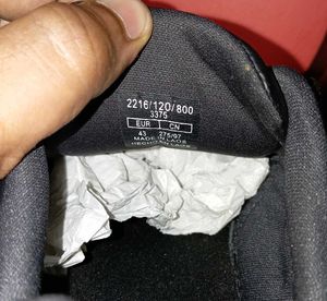 ZARA MEN'S All black sneakers