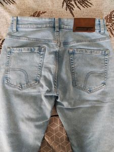 Denimize Medium Washed Relaxed Fit Jeans