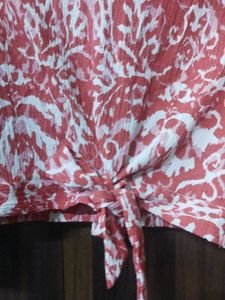 Red &amp; White Printed Tie-Front Crop Top