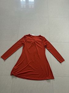 Chic Long-Sleeve Rust Orange Dress