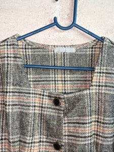 Chic Plaid Button-Up Long Jacket 🧥
