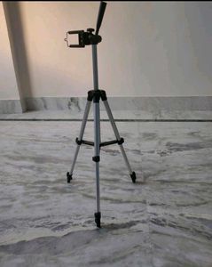 Adjustable Tripod with Phone Holder