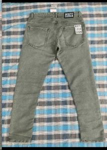 imported denim Jeans and White shirt