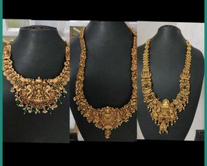 Exquisite Antique Gold Necklace Set