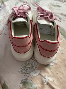Alexander McQueen  Sneakers