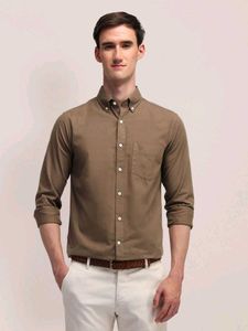 U.S. Polo Men's Classic Brown Button-Down Shirt