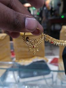 Exquisite Peacock Nose Pin
