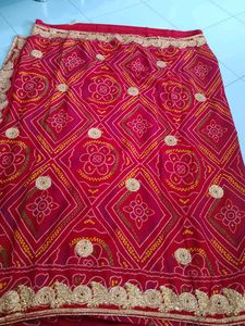 "Festive Special" CHUNARI Saree With Blouse